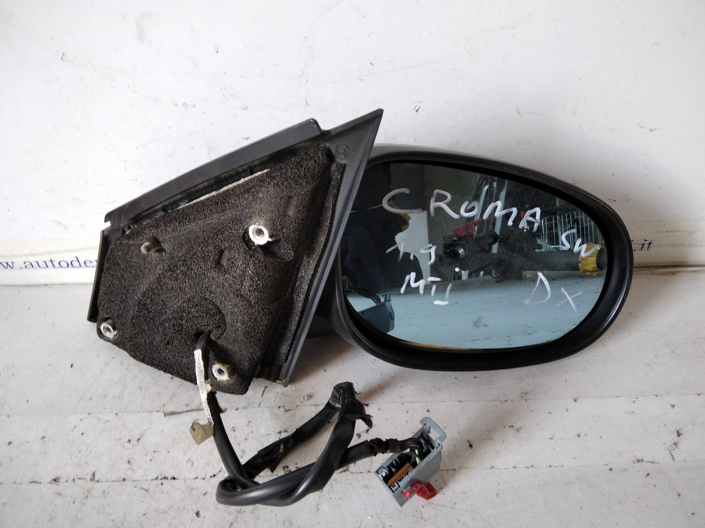 Retrovisore est. dx.